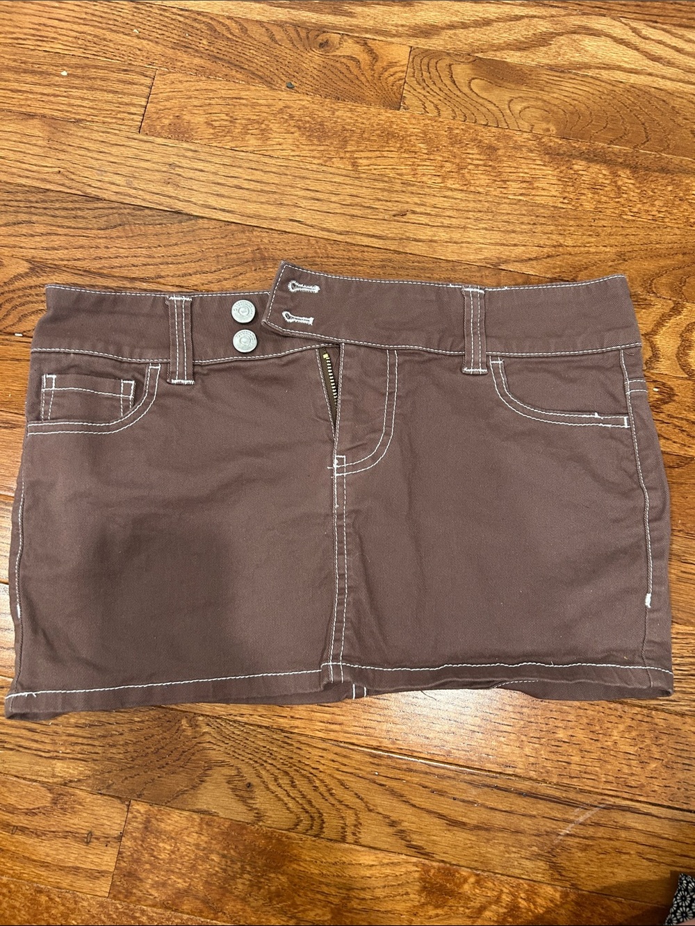 Divided Brown Mini Skirt with Contrast Stitching